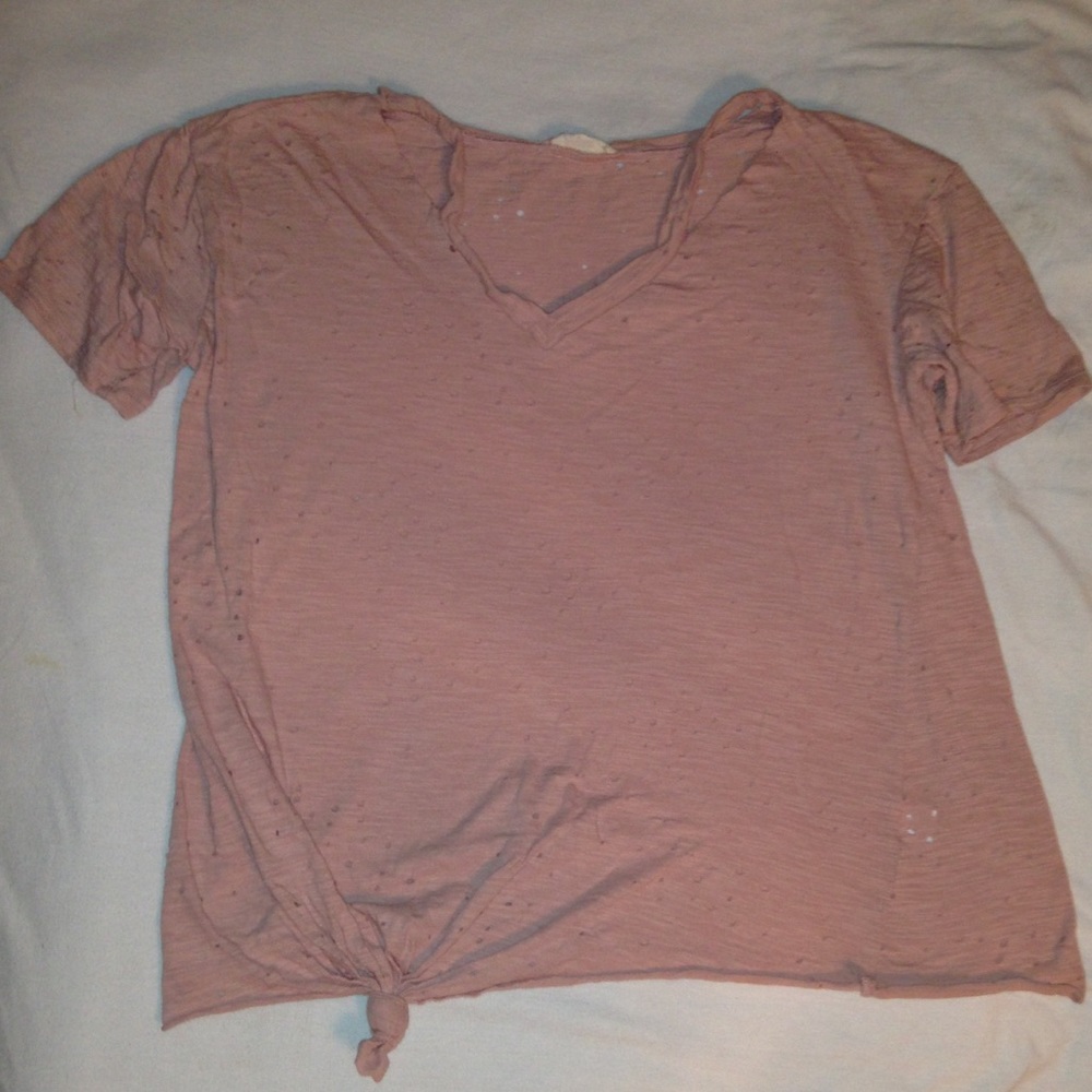 Boutique knotted tee shirt